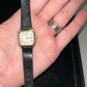 Seiko Quartz Women Watch